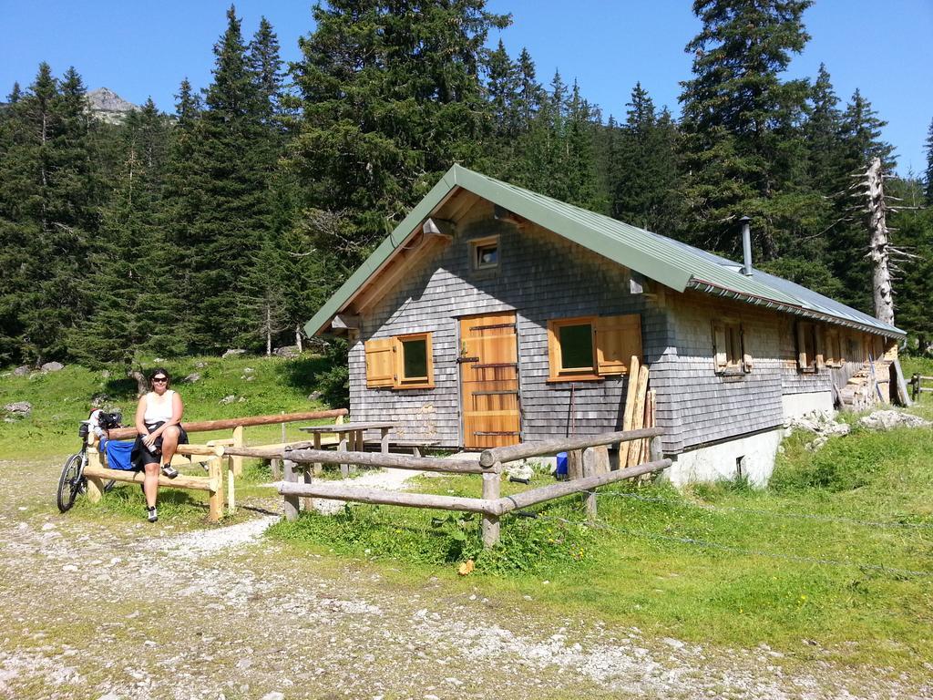 Gaestehaus Bergfrieden Bolsterlang Exterior foto