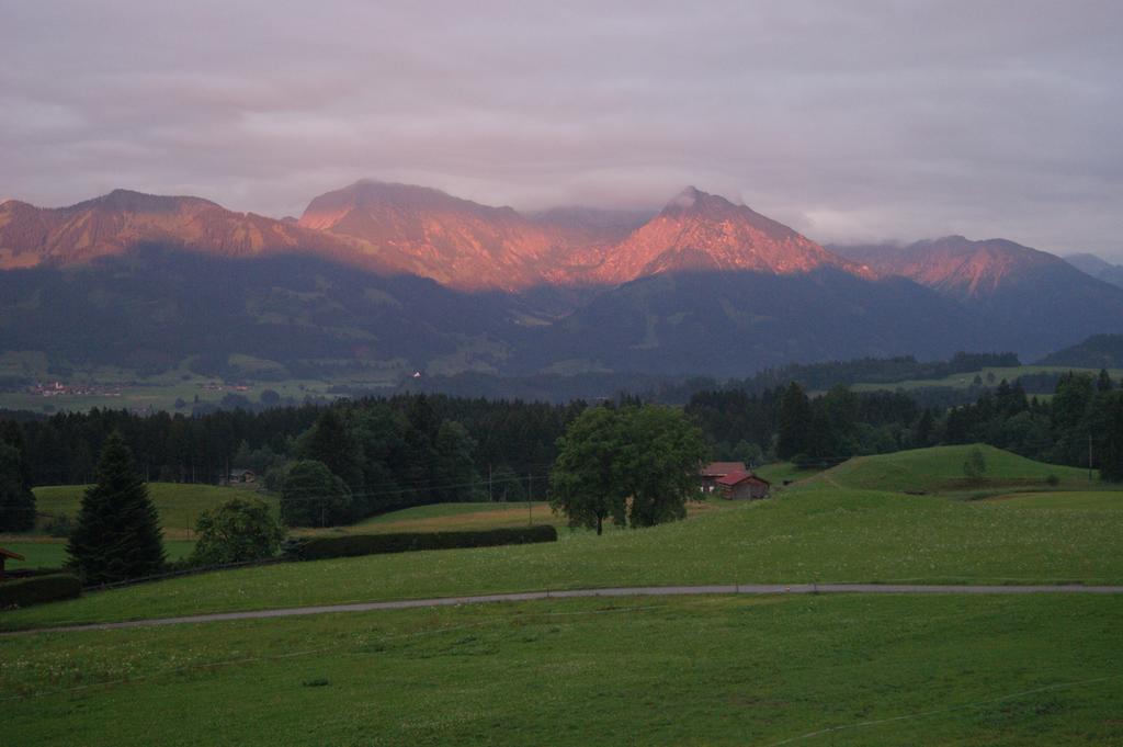 Gaestehaus Bergfrieden Bolsterlang Quarto foto